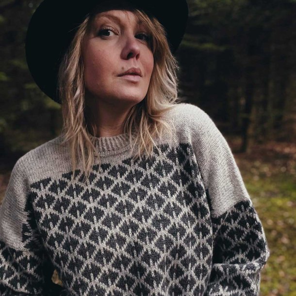 Aase Sweater