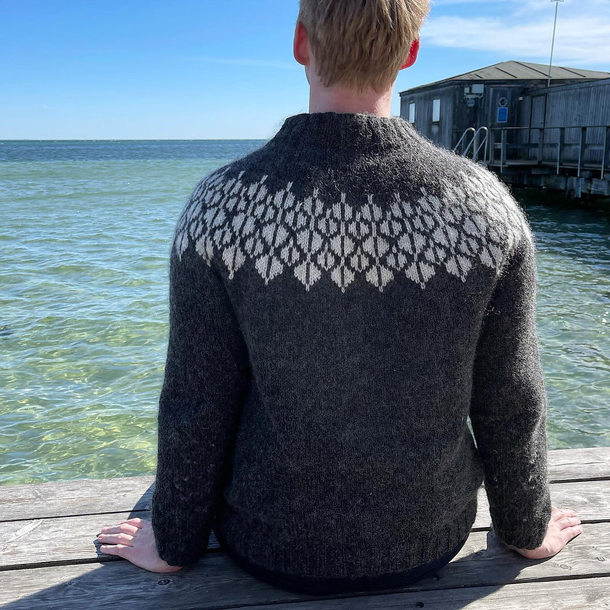 �R� Icelandic Sweater