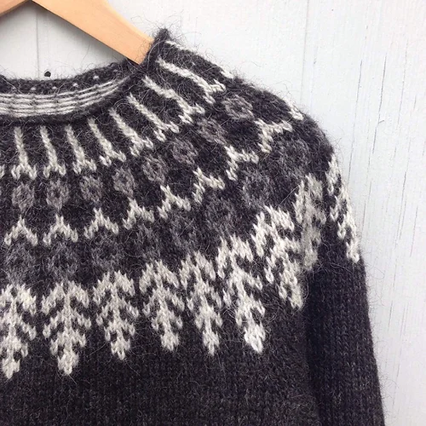 Fj�der Sweater