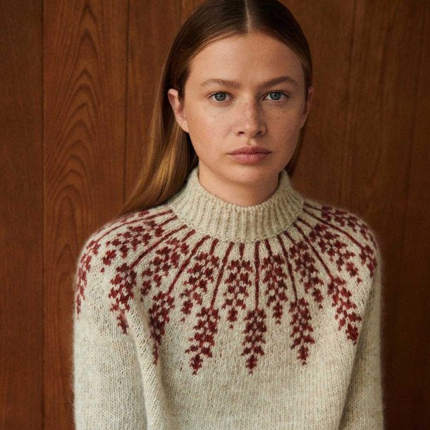 LUPIN Sweater