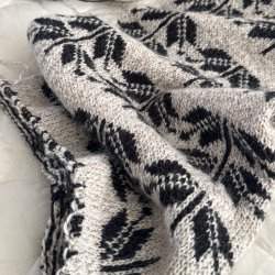 P�lstjarna Scarf